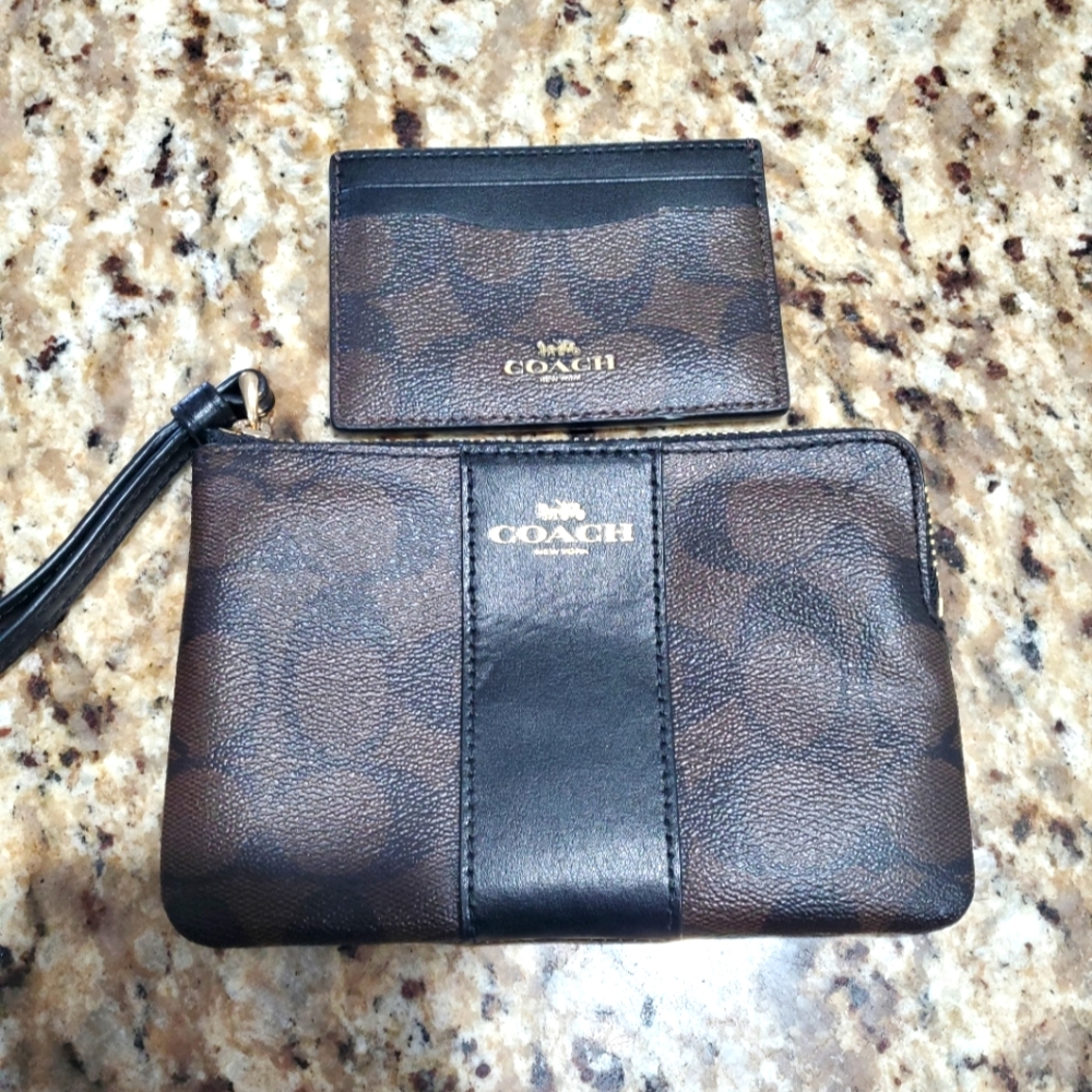 Coach Wristlet and Money holder
